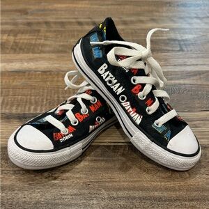 Little boys (12 US) 80 year Batman Converse All Star